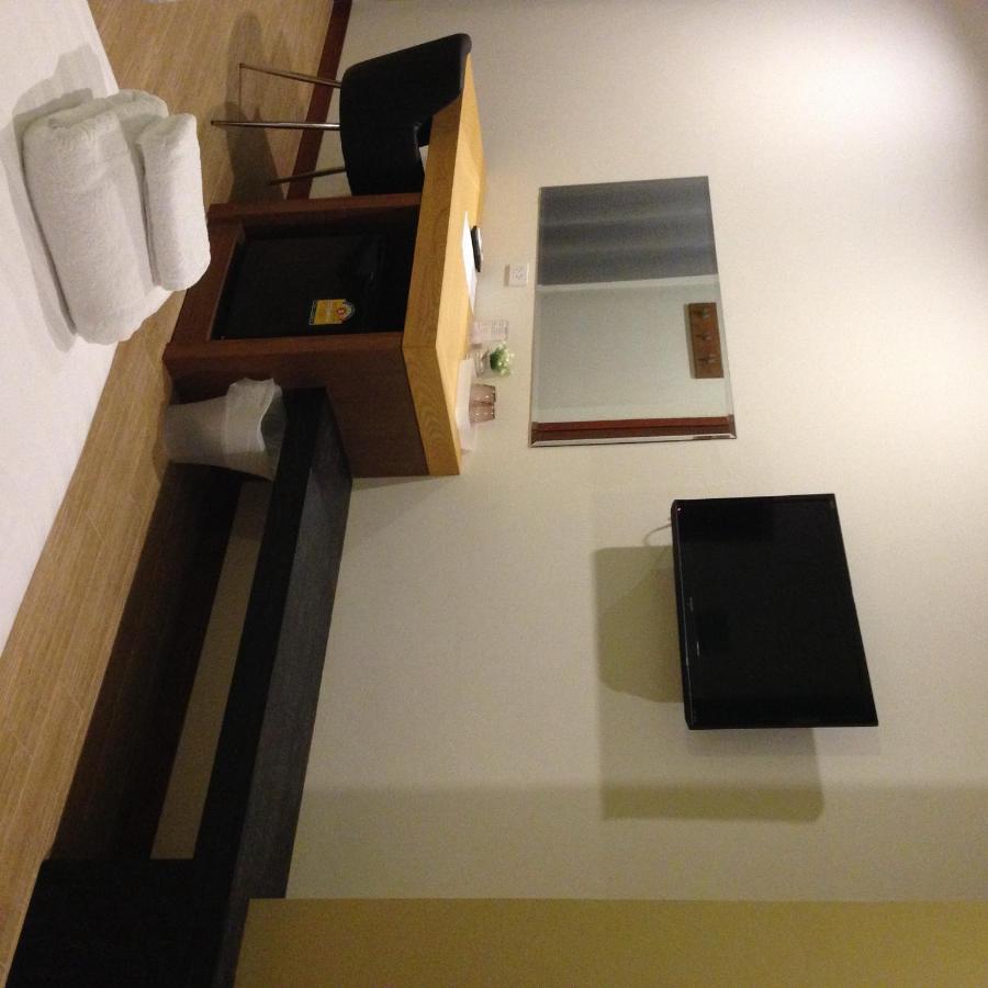 Bird Day Boutique Hotel Mukdahan Kültér fotó