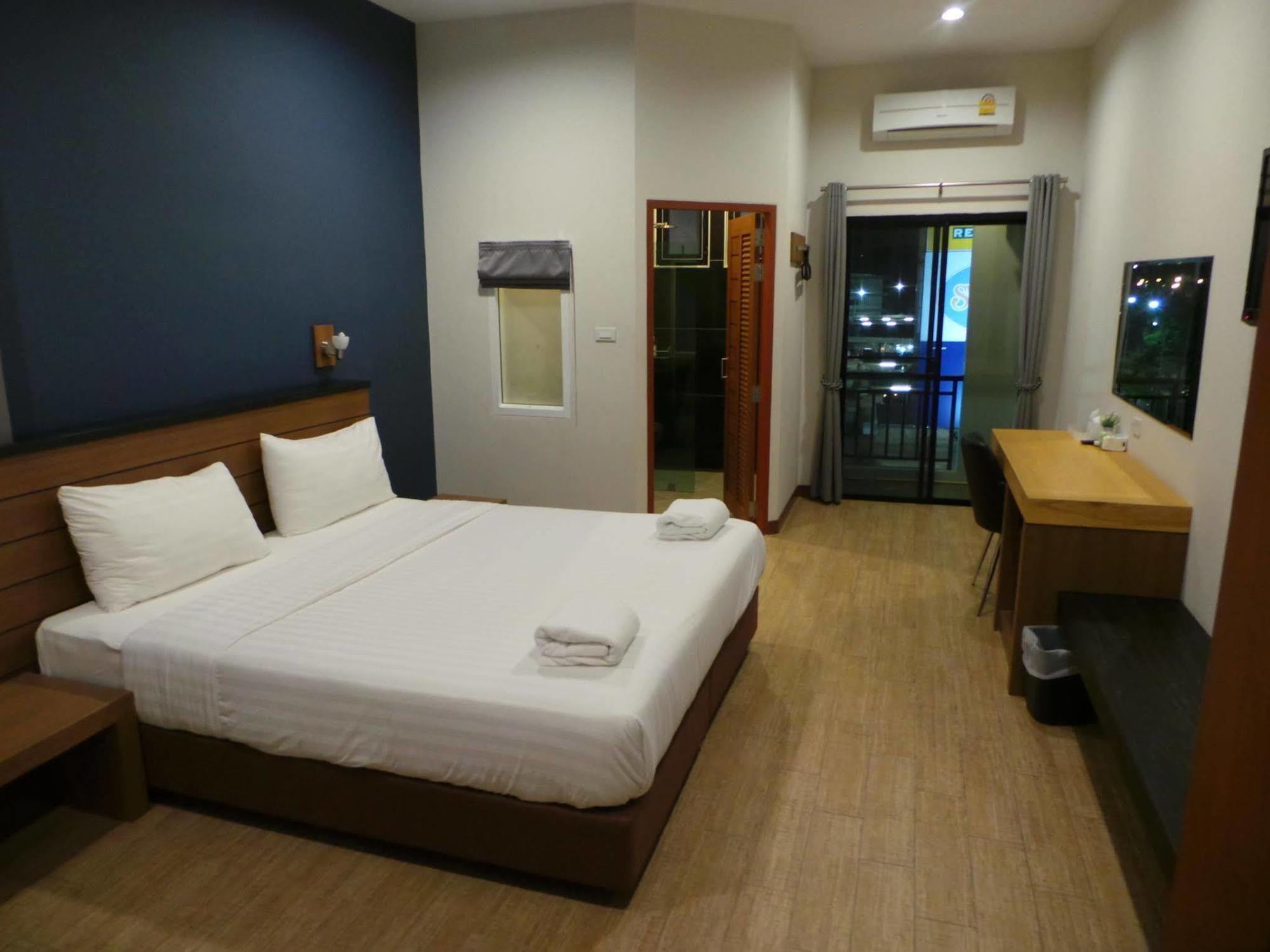 Bird Day Boutique Hotel Mukdahan Kültér fotó